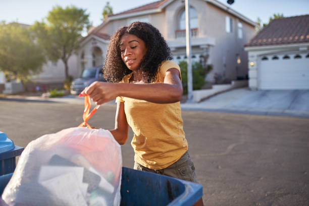 Best Appliance Removal Near Me  in Buenaventura Lakes, FL
